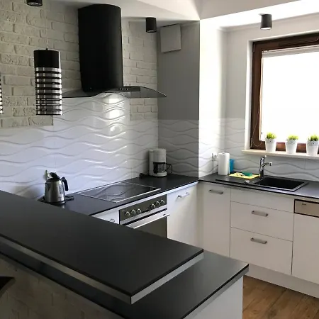 Black & White - Sopocka Rezydencja By Oneapartments Appartamento