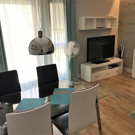 Black & White - Sopocka Rezydencja By Oneapartments Appartamento *